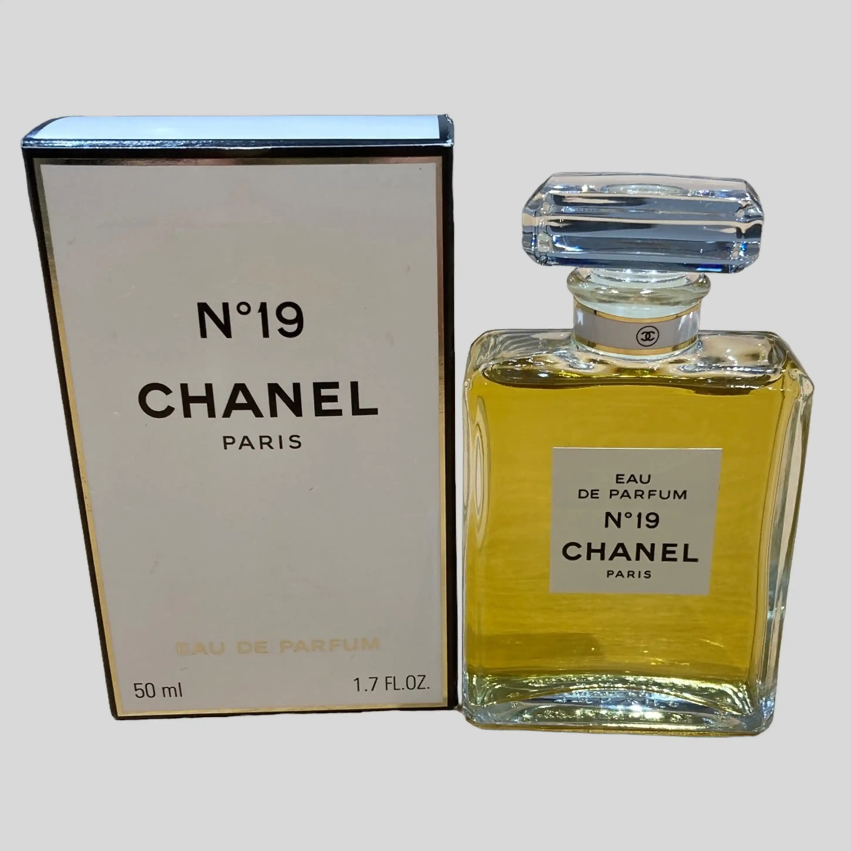 CHANEL【シャネル】<br>未開封　EAU DE PARFUM No19 香水　 オーデパルファム 　50ml