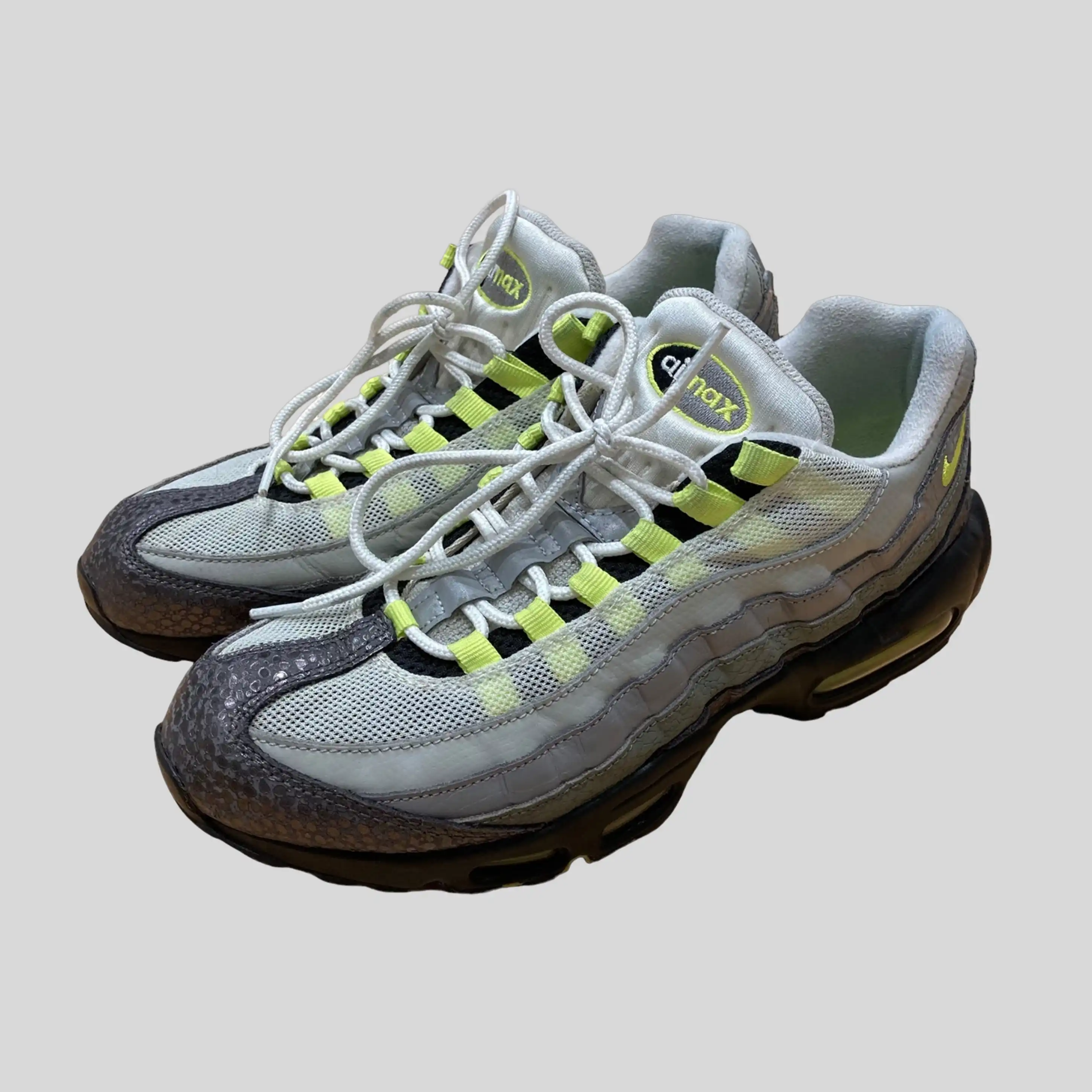 NIKE【ナイキ】<br>AIR MAX 95 OG ANIMAL PREMIUM SAFARI