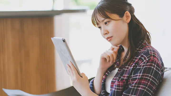 女性