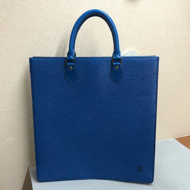 ヴィトン エピ サックプラ ハンドバッグ