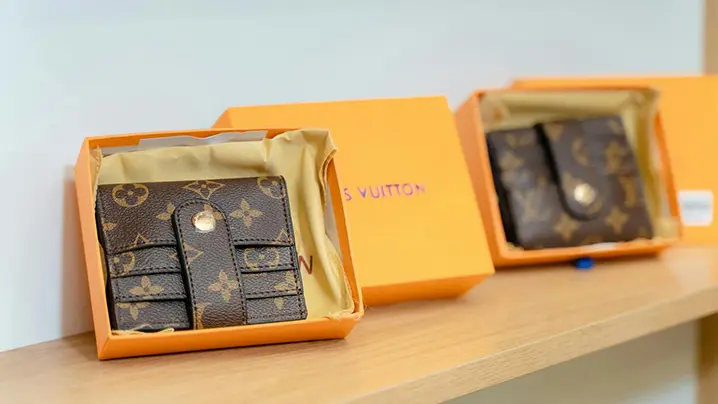 ヴィトン 財布の画像