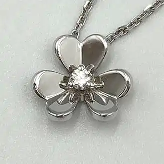 ヴァンクリーフ&アペール フリヴォル ペンダント ダイヤモンド K18WG ミニモデル ネックレス