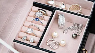 ジュエリーボックス