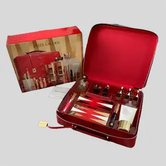 エスティーローダー
メークアップ コレクション クリスマスコフレ 2019