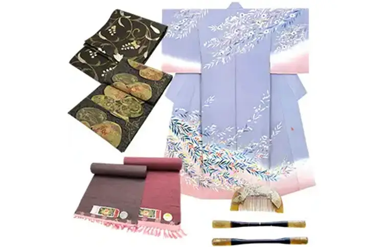 タンスで眠っていた着物・小物類・反物セット