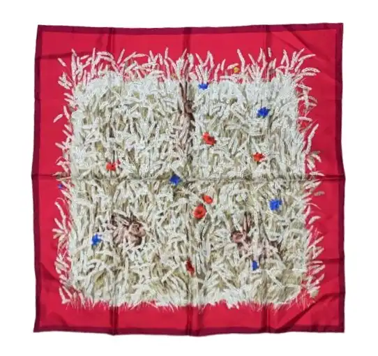 エルメス
LAPINS DANS UN CHAMP DE
麦畑とウサギ カレ90 スカーフ