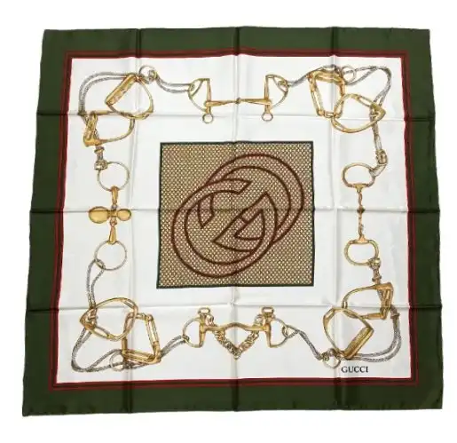 グッチ チェーンモチーフ シェリー スカーフ