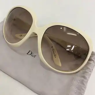 ディオール グロッシー アイボリー系 N5A02 62 口20 125