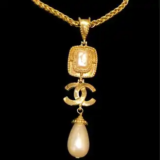 シャネル パール ネックレス 96A フェイクパール
ココマーク ゴールドカラー