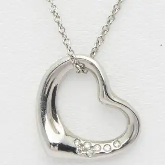 ティファニー アクセサリー
ネックレス オープンハート
スターリングシルバー