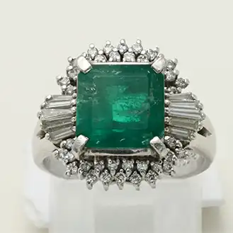 エメラルド リング PT900 宝石3.52ct D0.50ct