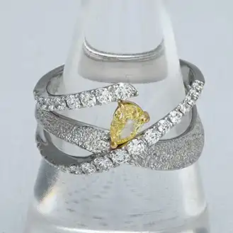 イエローダイヤモンド リング pt900 宝石0.310ct