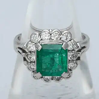 エメラルド リング 宝石2.34ct 0.70ct