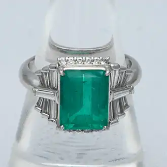 エメラルド リング 宝石3.49ct 0.73ct
