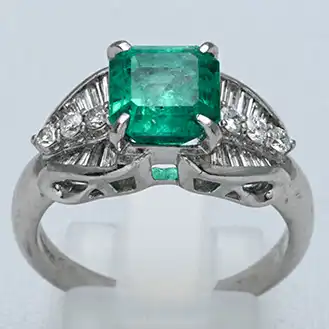 エメラルド リング pt900 宝石8.3g