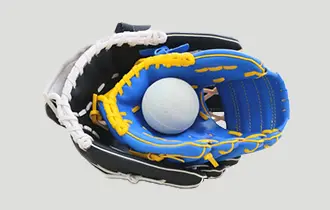 子供用の小さいサイズのグローブ