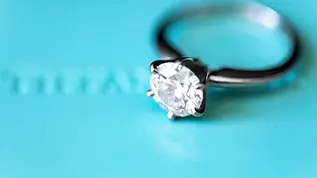 ティファニー　ダイヤ リング