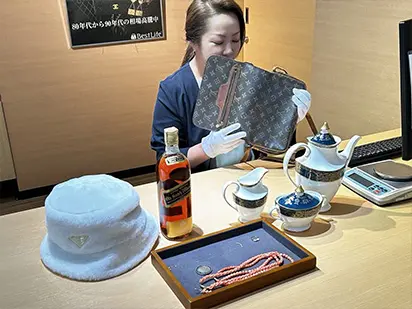 買取専門店 ベストライフ 芦屋店 スタッフ