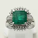 エメラルド
リング