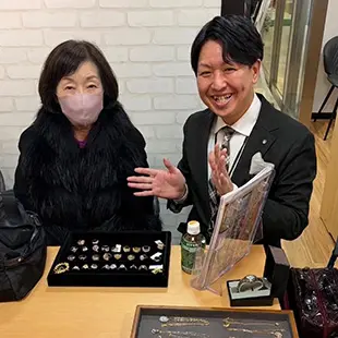 お客様と査定士